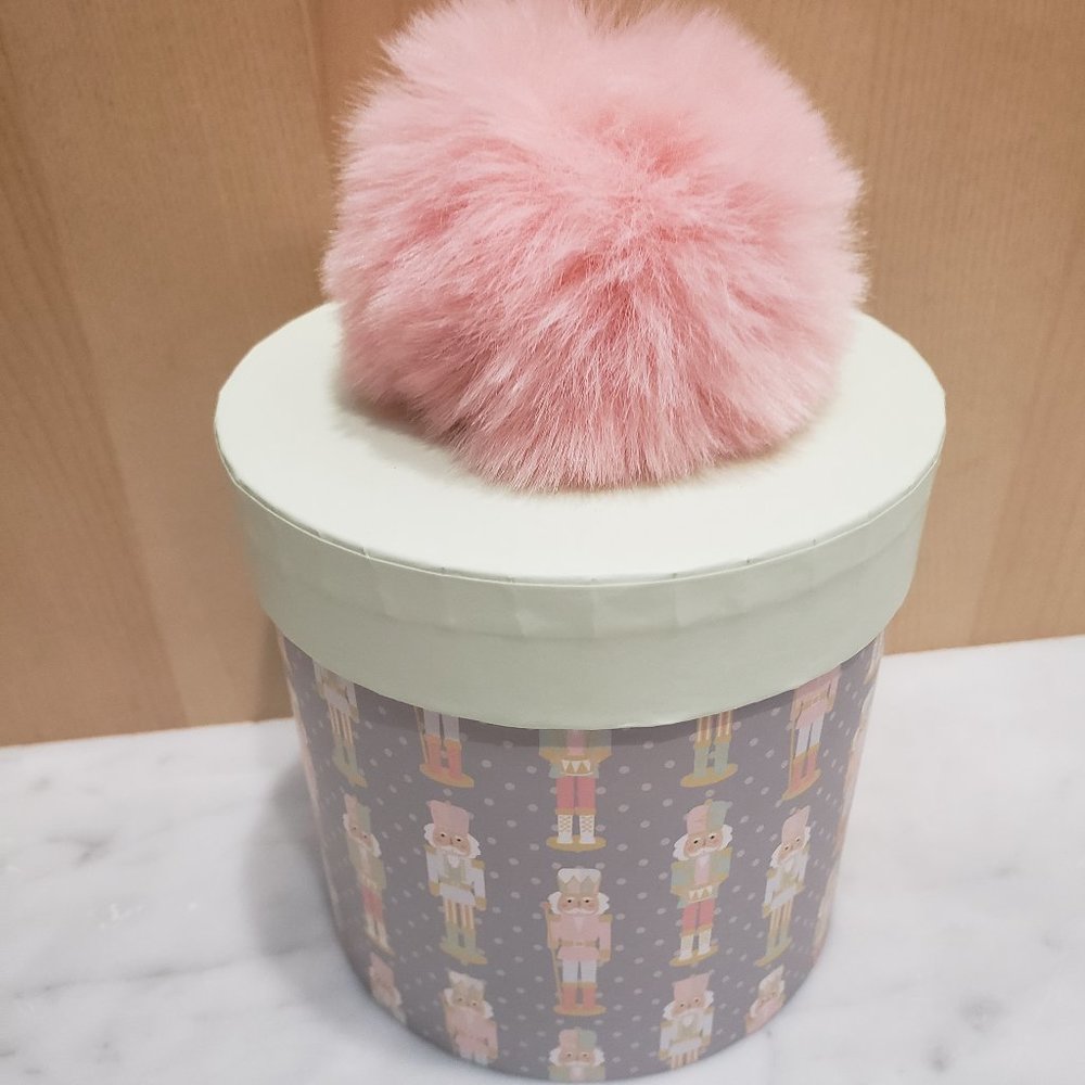 🎁 LADY JAYNE LTD Gift Box 🎁 With Pom Pom